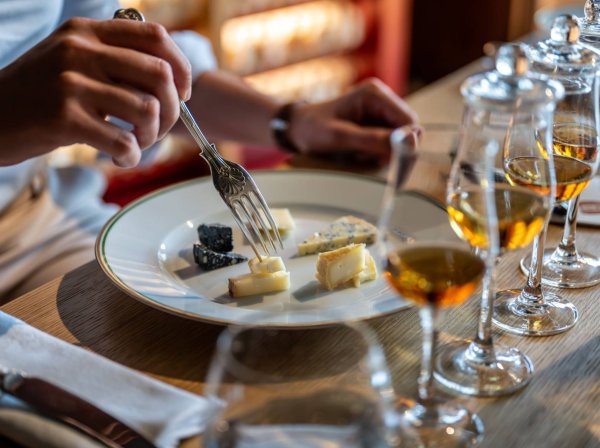 Atelier oenologique à Cognac Hine dans Cognac - Do you Cheese Frenglish ? Accords fromage - cognac